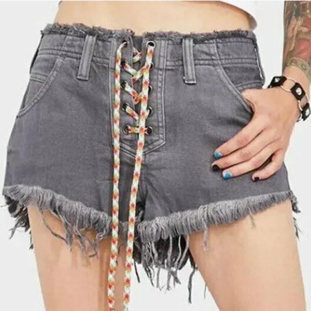 Free People | We The Free Becket Gray Denim Slouchy Cutoff Short 26 OB1136900 - Picture 1 of 10